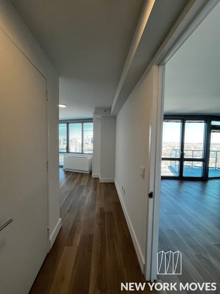 45 Center Blvd | Long Island City - Photo 6