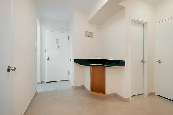 40 East 89th Street - Photo 1