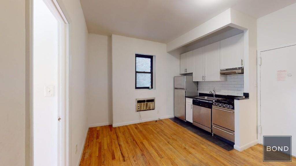 220 East 85 Street - Photo 1