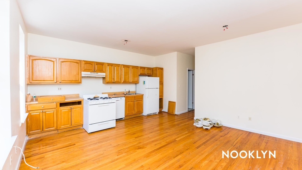 786 Nostrand Avenue - Photo 2