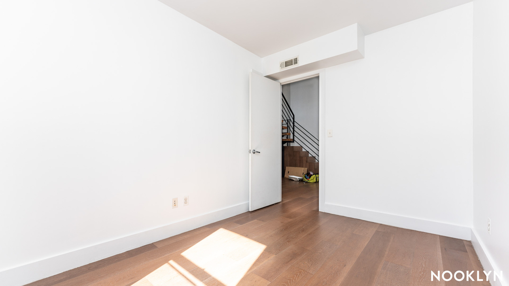 843 Dekalb Avenue - Photo 15