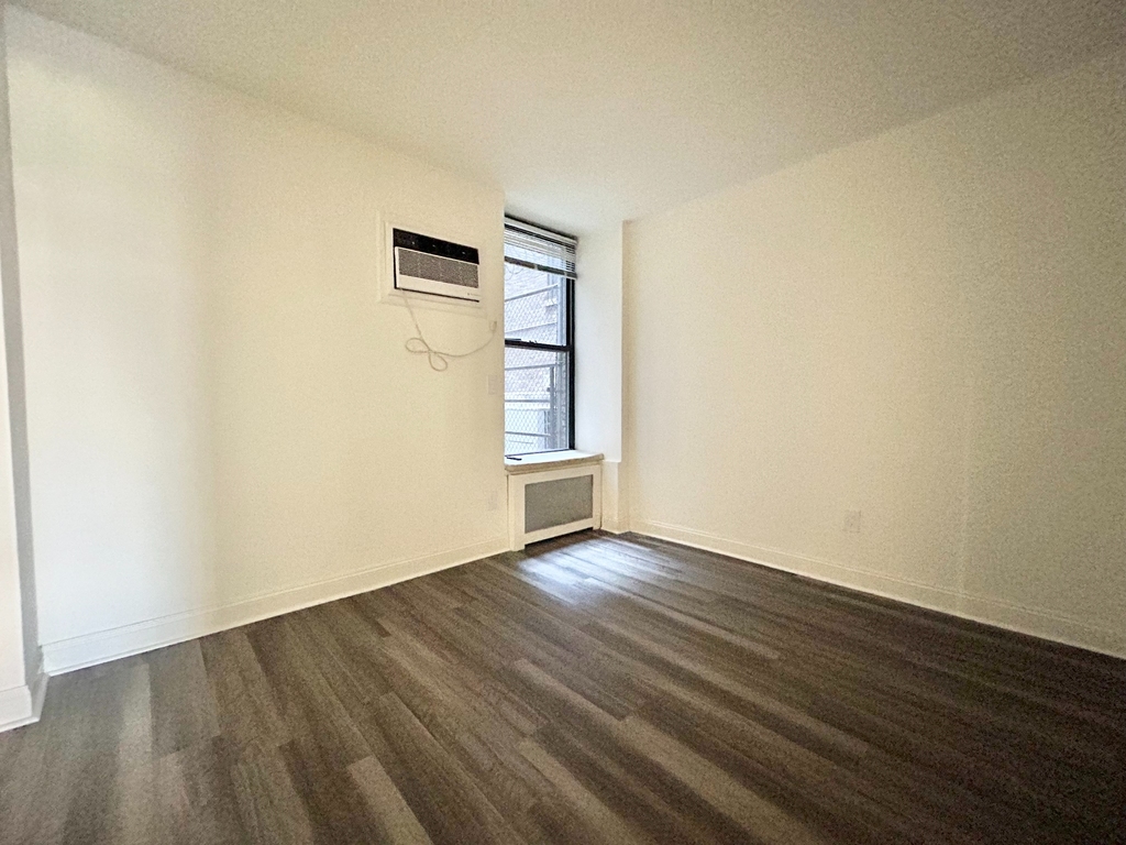 West 77th Street Unit 2B - Photo 1