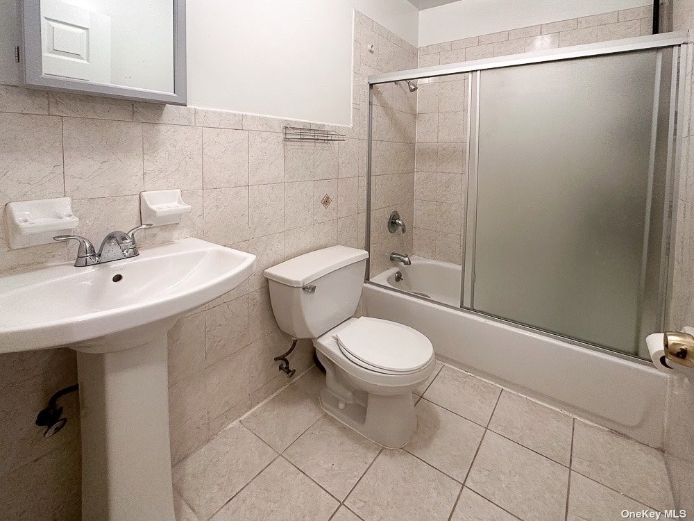 127-08 97th Avenue - Photo 2