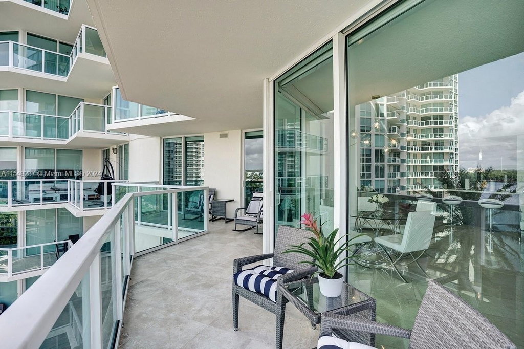 150 Sunny Isles Blvd - Photo 33