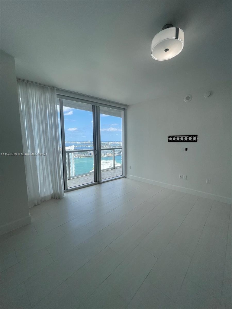 495 Brickell Ave - Photo 16