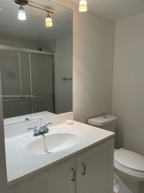 5600 Collins Ave - Photo 12