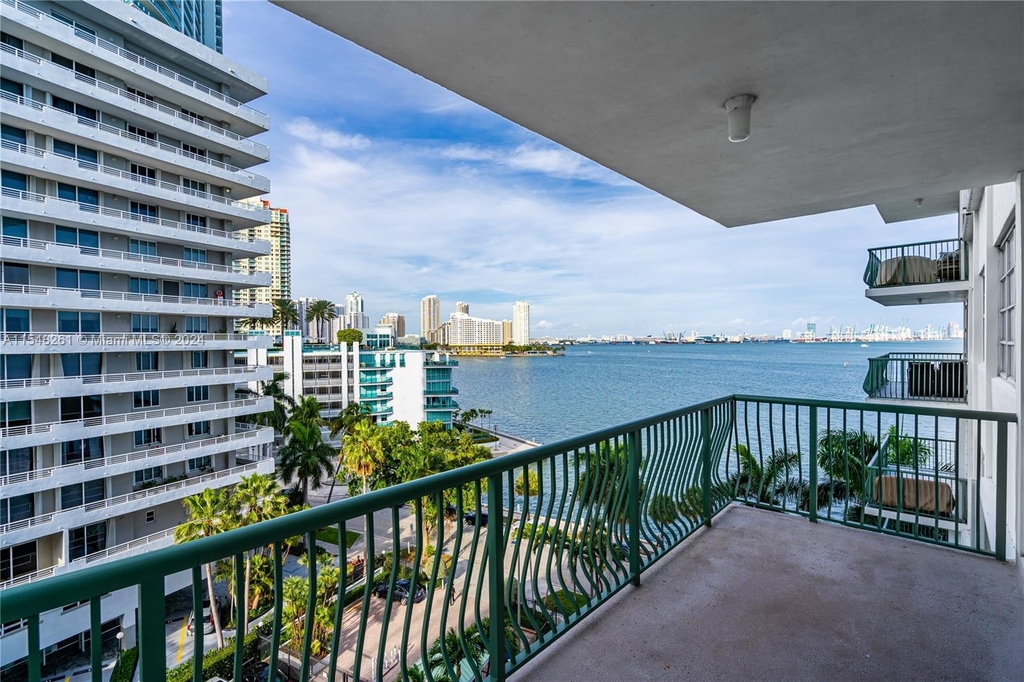 1408 Brickell Bay Dr - Photo 9