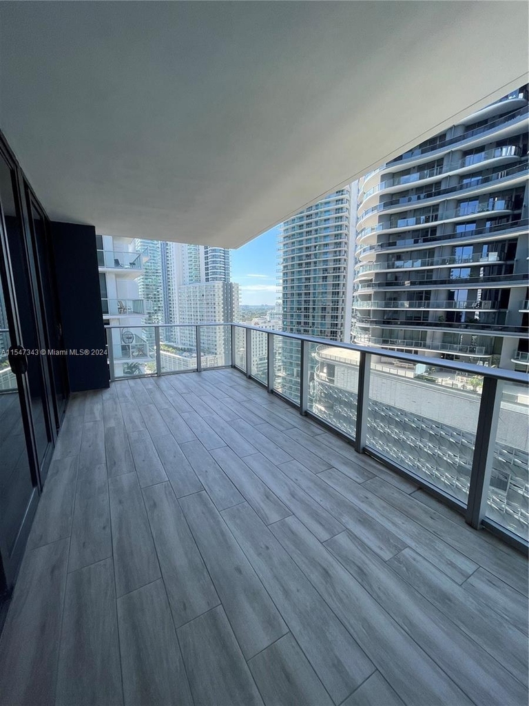 1010 Brickell Ave - Photo 20