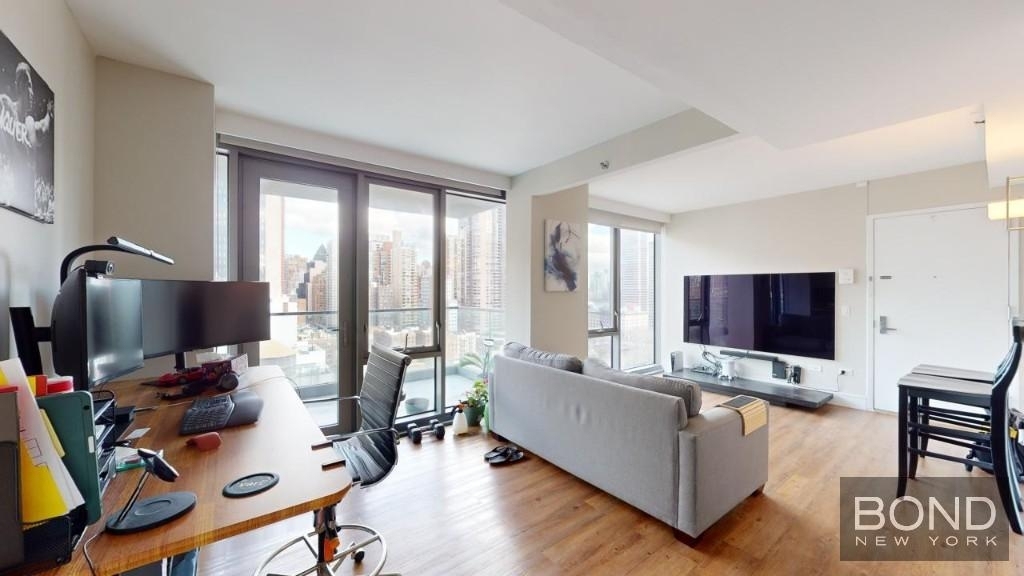 237 East 34th Street - Photo 1