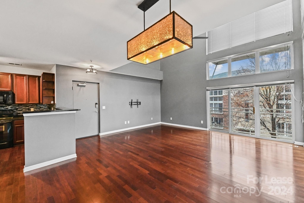 609 Raphael Place - Photo 8