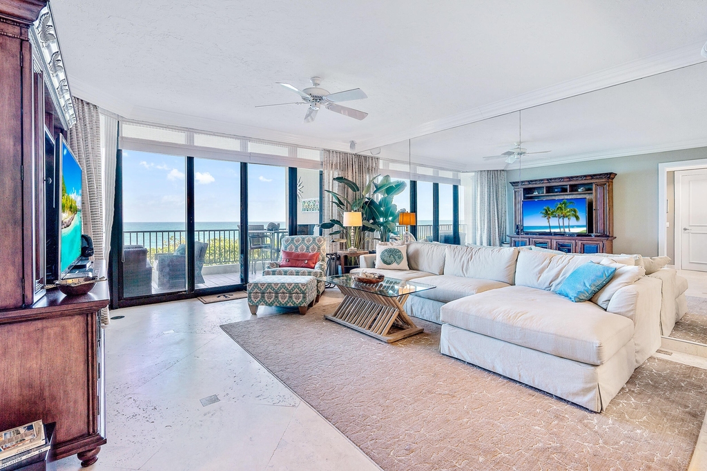 800 Ocean Drive - Photo 1