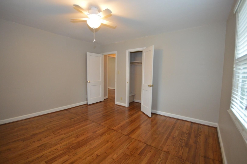 5411 Dorcas Street - Photo 13