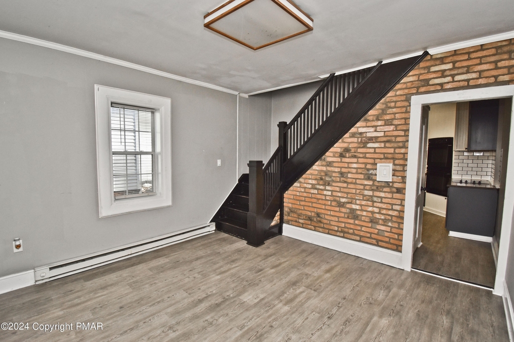 219 S Main Street - Photo 6