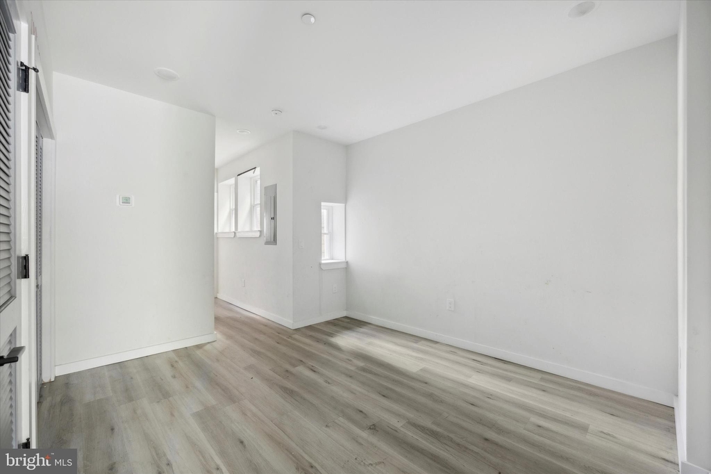 2104 S 20th Street - Photo 8