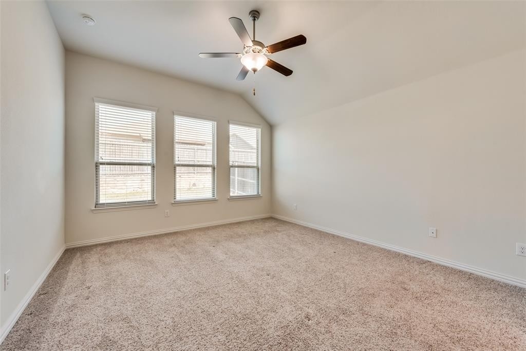 828 Sky Top Drive - Photo 10