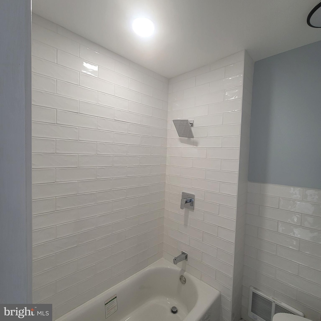 401 Shurs Lane - Photo 5