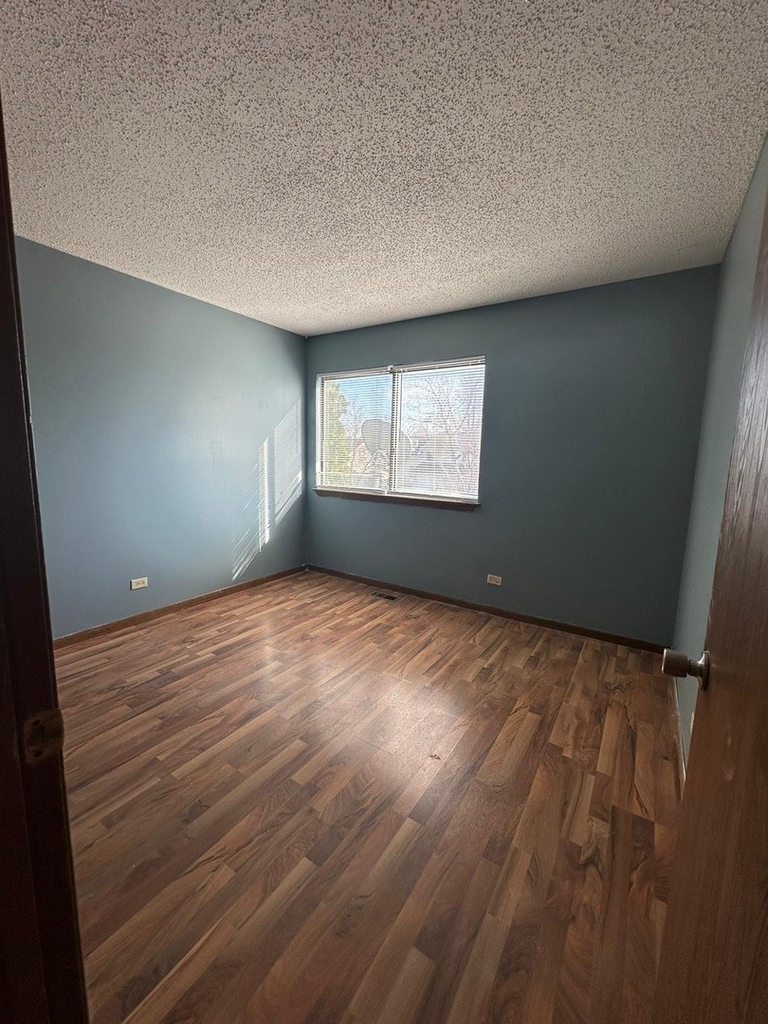 1742 De Forest Lane - Photo 8