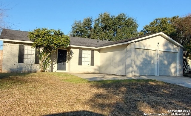 5915 Cliff Ridge - Photo 0