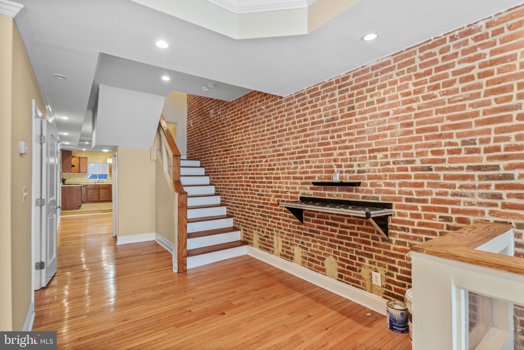 2022 Orleans Street - Photo 9