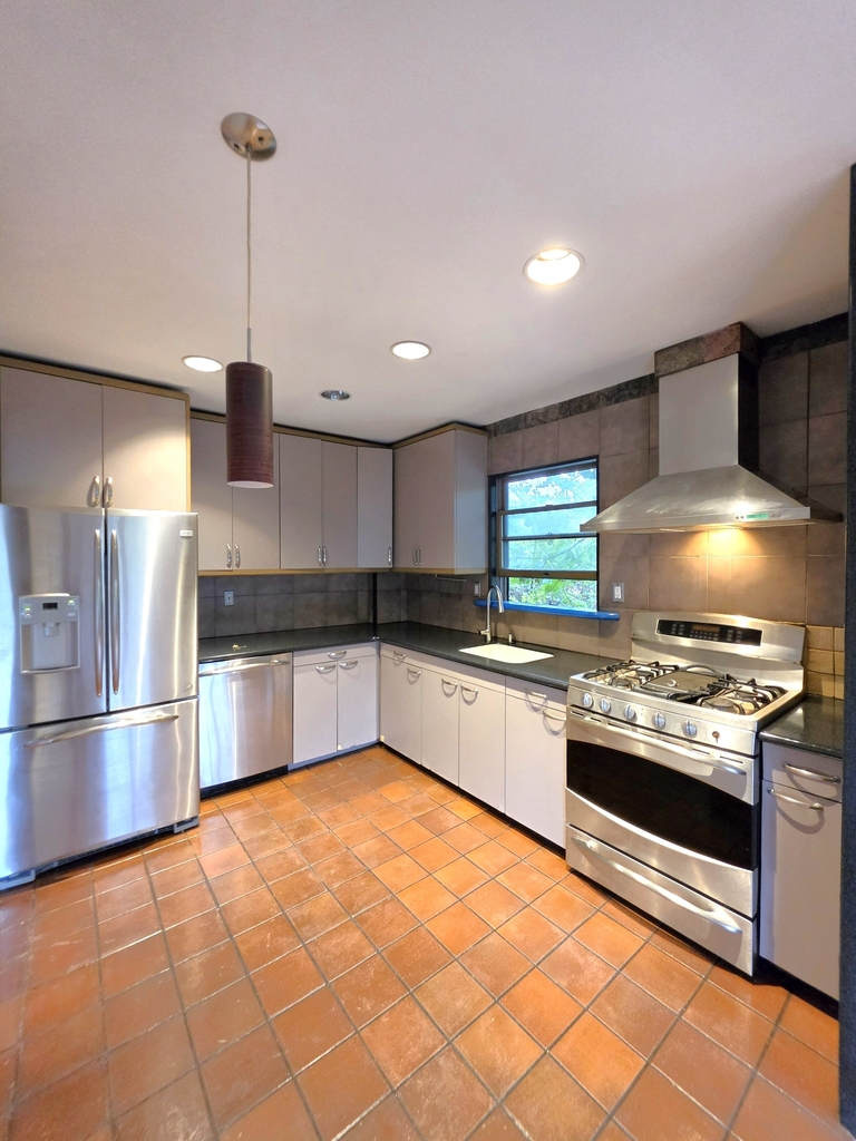 66-5 Dartmouth Street - Photo 1