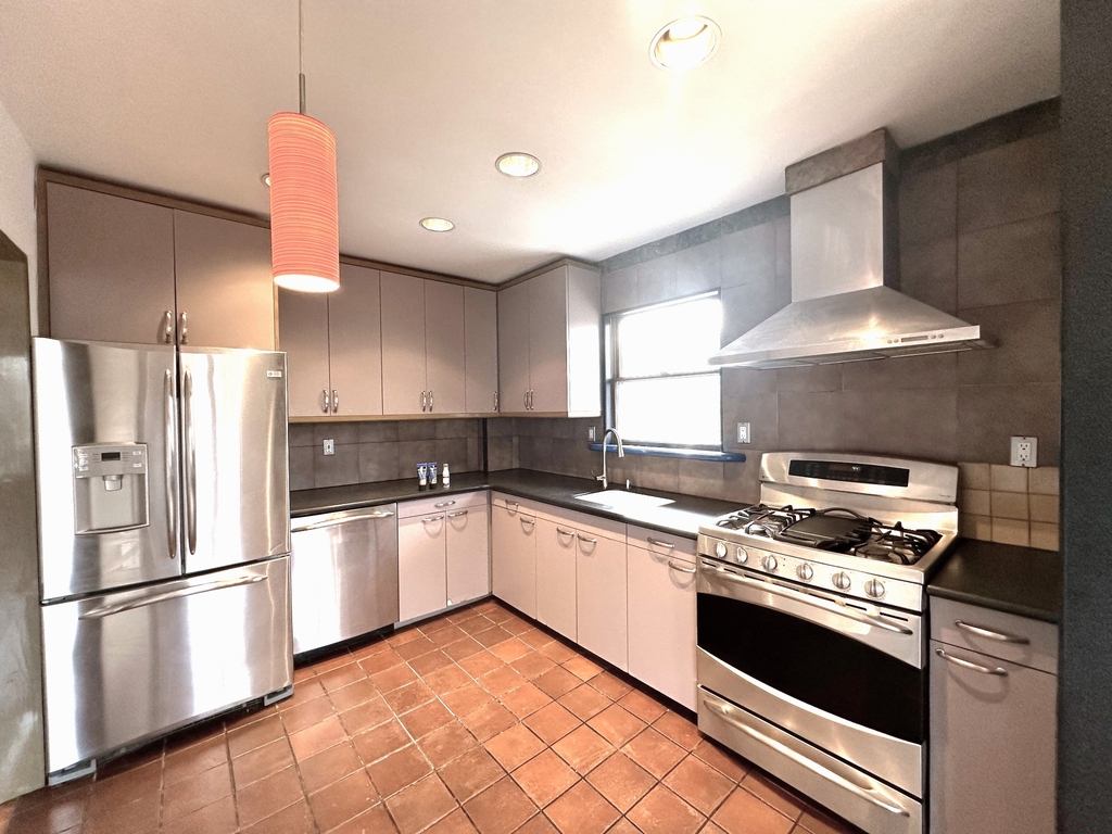 66-5 Dartmouth Street - Photo 2