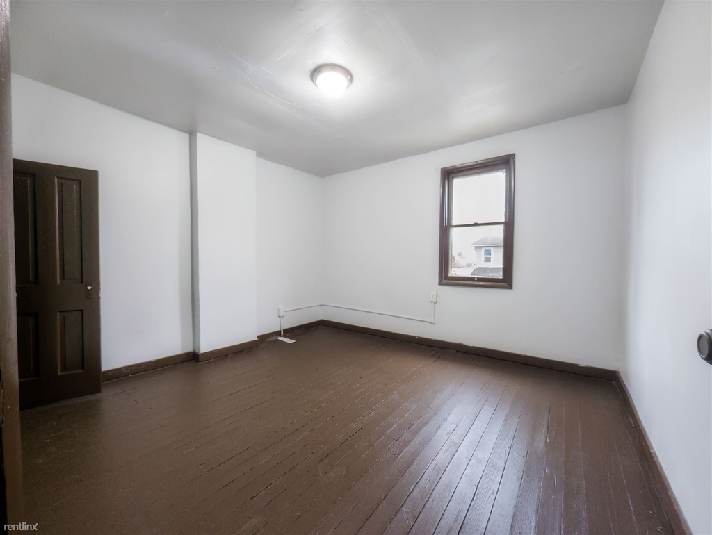 491 East Morrill Avenue - Photo 10