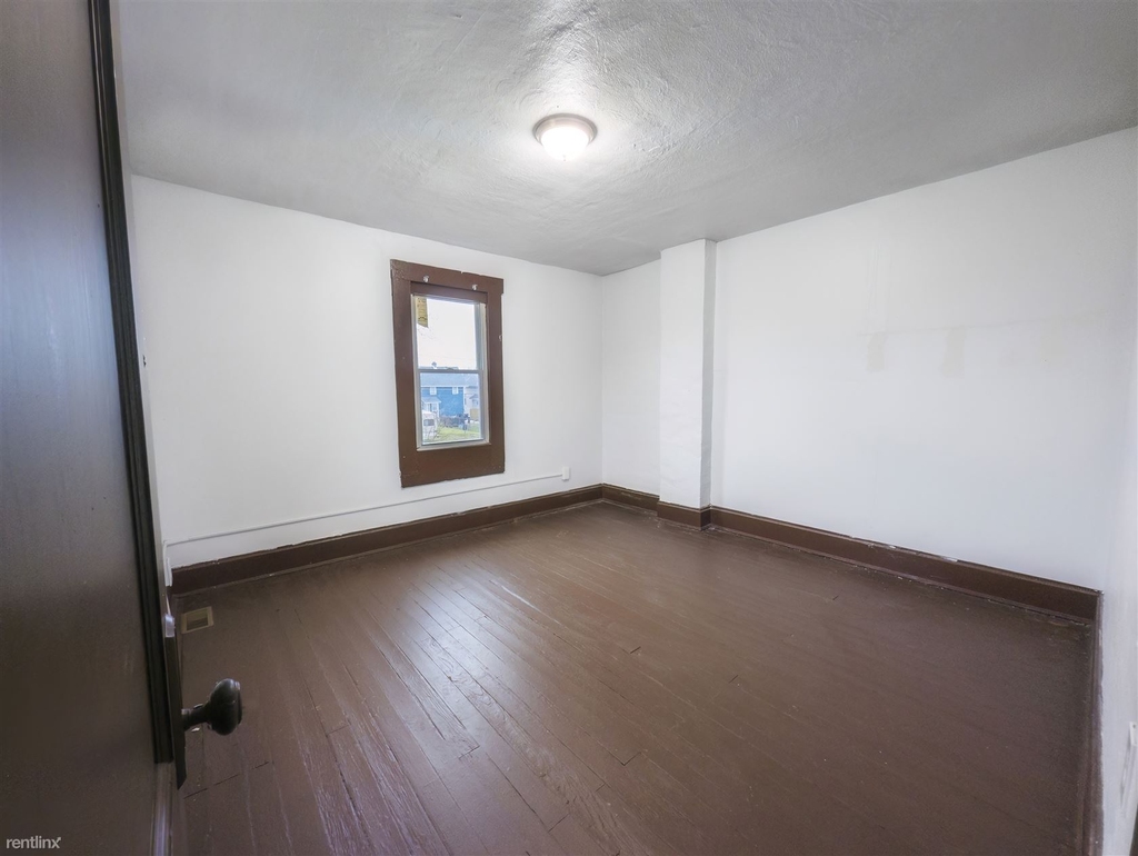 491 East Morrill Avenue - Photo 14