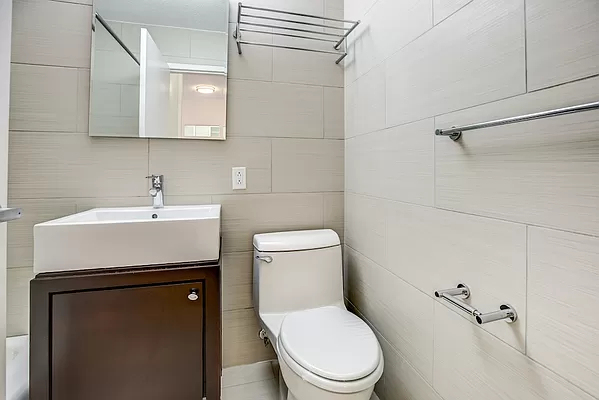 470 2nd Avenue - Photo 3