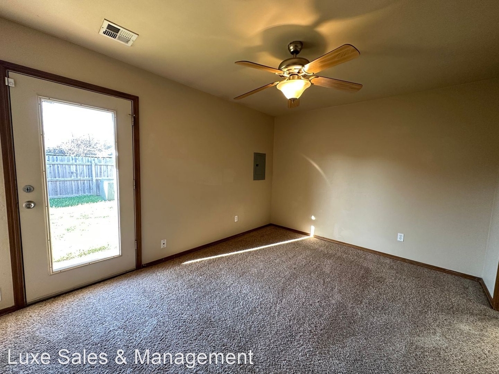 9704 Sw 17th Street - Photo 25