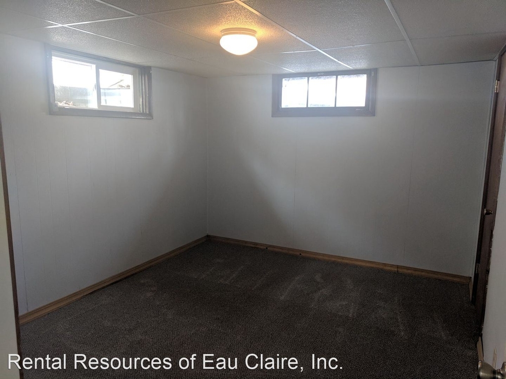 122 W Cedar Street - Photo 2