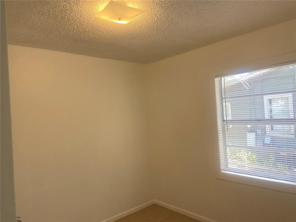 3605 E 28th Avenue - Photo 4