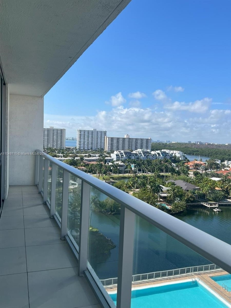 300 Sunny Isles Blvd - Photo 21