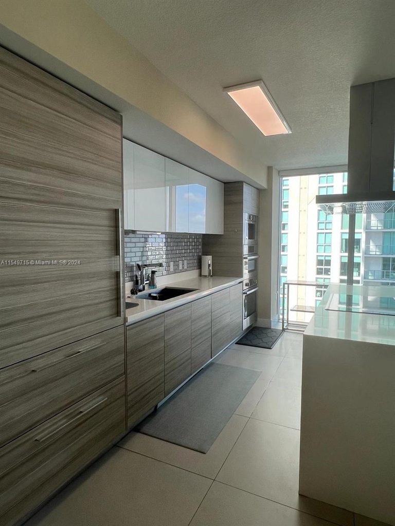 300 Sunny Isles Blvd - Photo 6