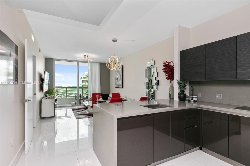 1080 Brickell Ave - Photo 8