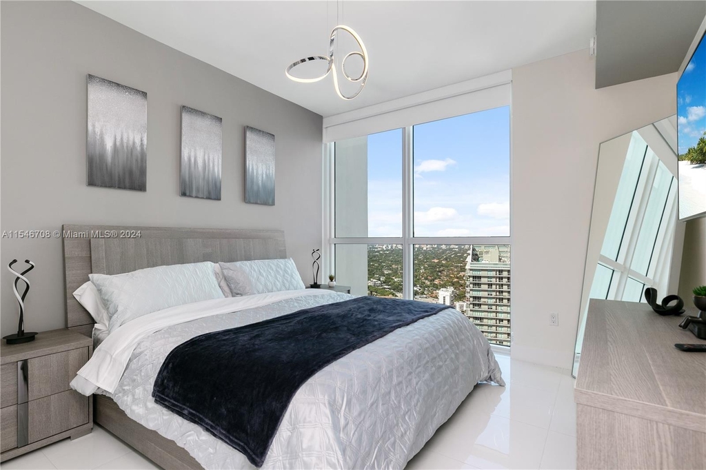 1080 Brickell Ave - Photo 22