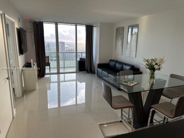 50 Biscayne Blvd - Photo 2