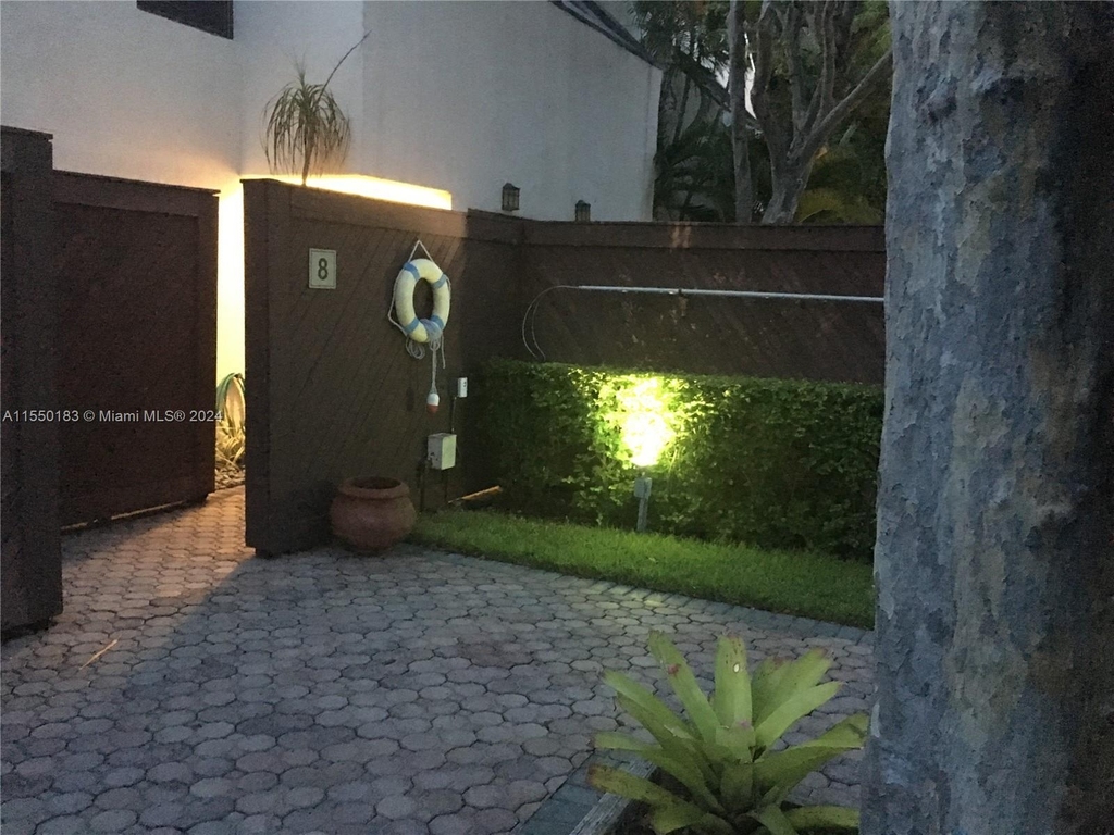 2180 Brickell Ave - Photo 24