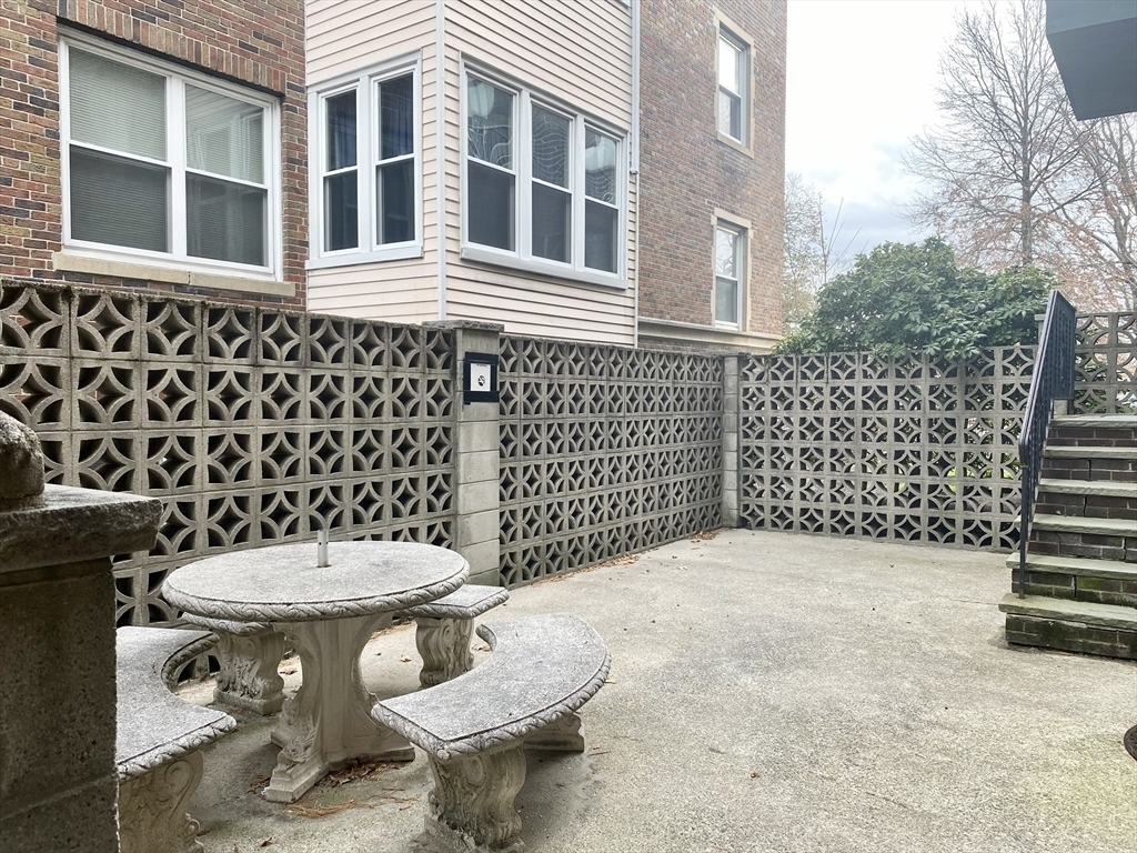 128 Salem Street - Photo 17