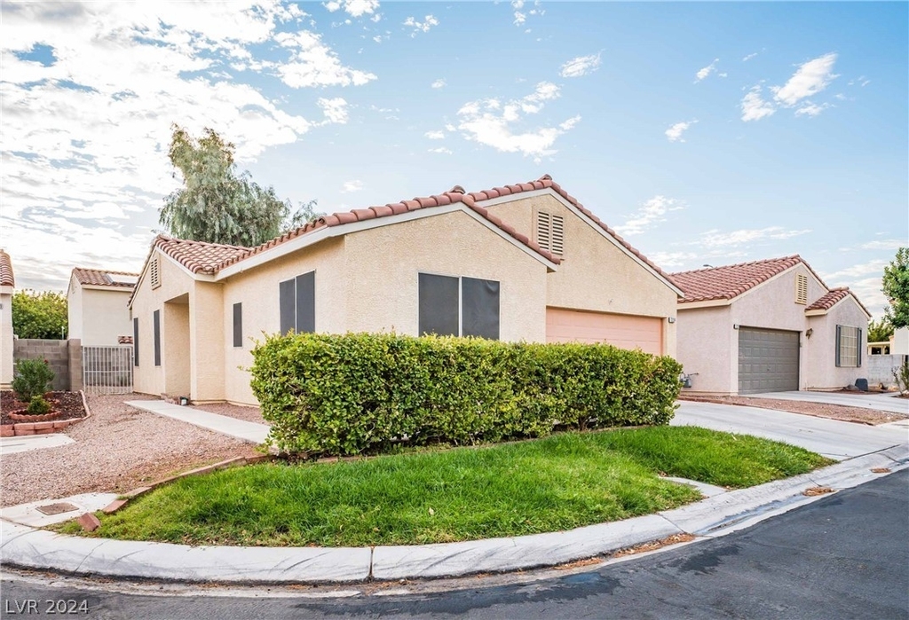 7224 Pinon Crest Court - Photo 1