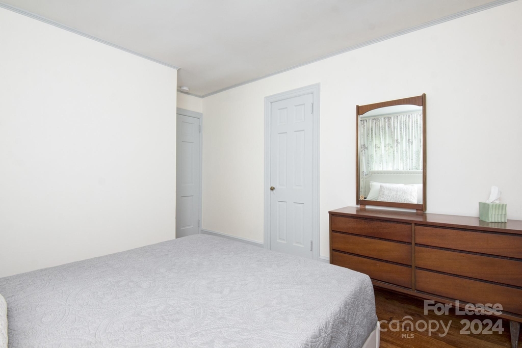 4121 Dinglewood Avenue - Photo 18