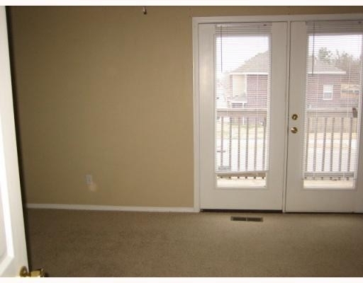 2155  W Skyler  Dr - Photo 3