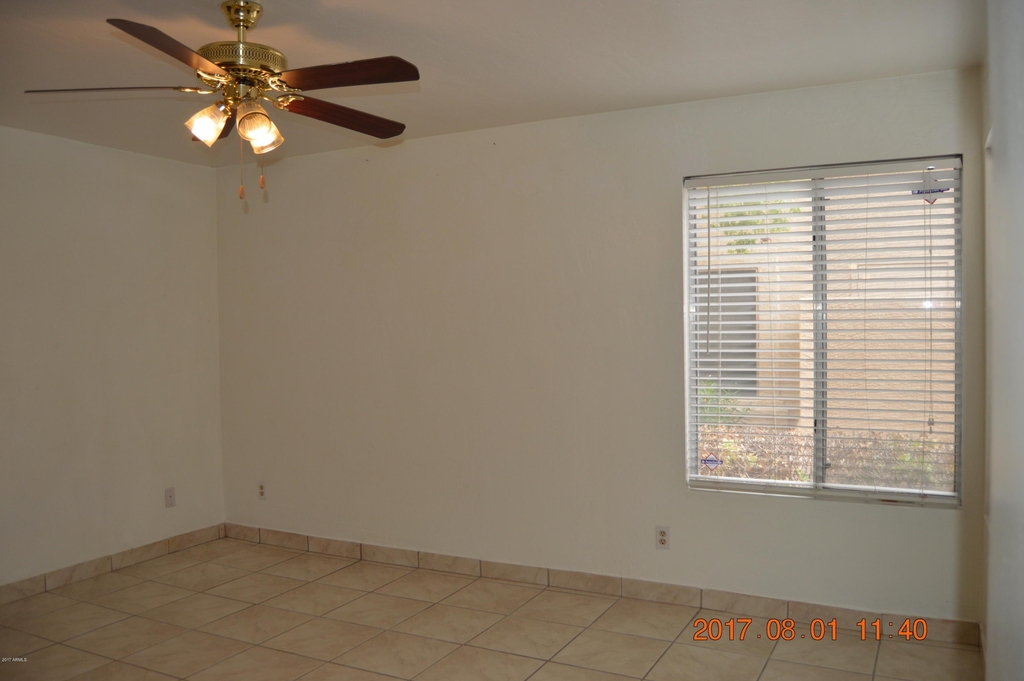 1111 W Summit Place - Photo 15