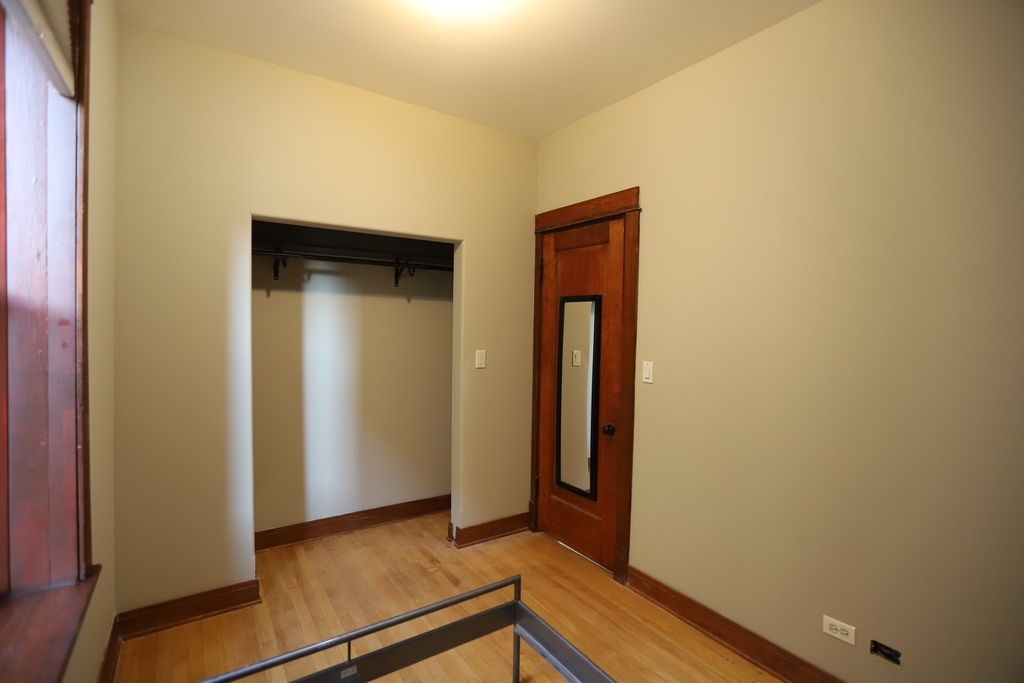 2320 W Armitage Avenue - Photo 8