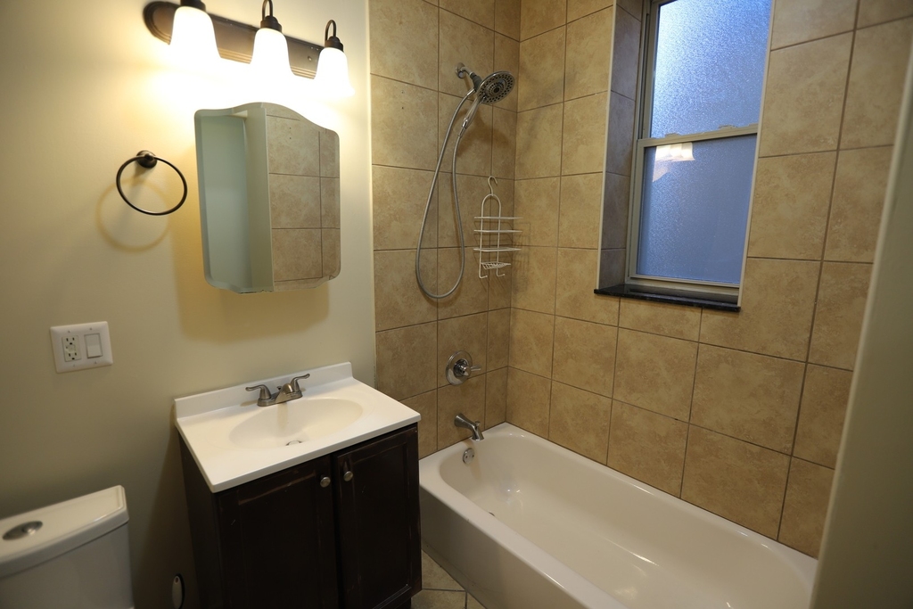 2320 W Armitage Avenue - Photo 11