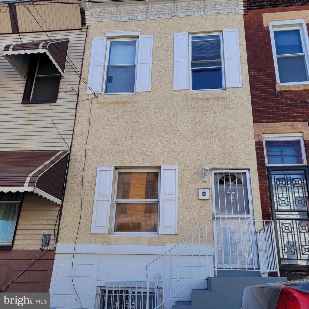 2410 N Hancock St - Photo 1