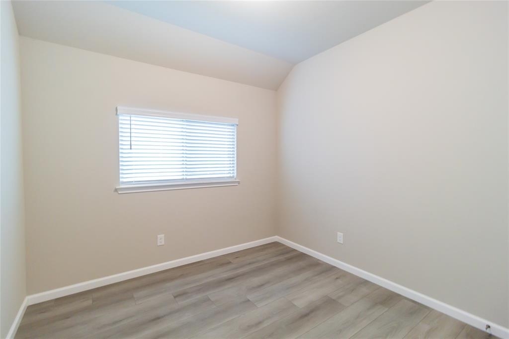 8918 Hartford River Lane - Photo 21