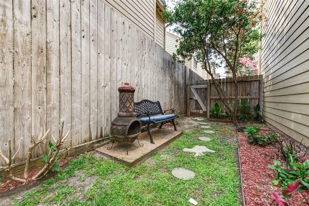 2202 Naomi Street - Photo 21