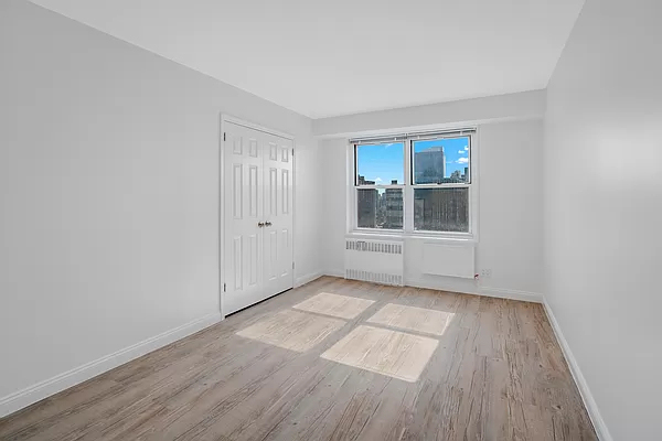 747 10th Avenue - Photo 2