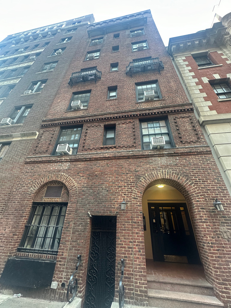 107 East 63rd Street - Photo 18