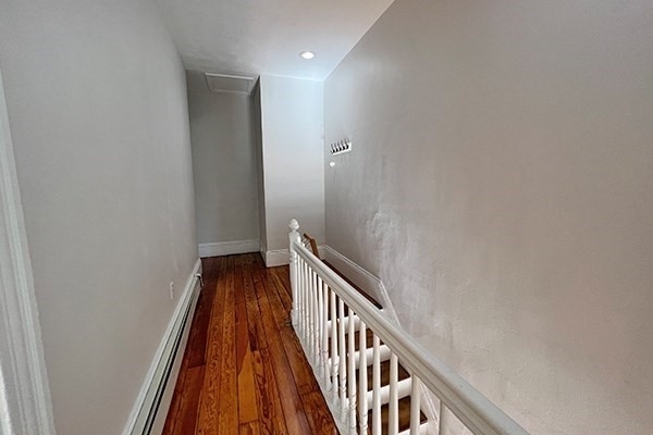 339 Beacon St - Photo 10